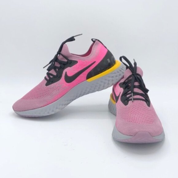 Nike Epic React Flyknit Women's Running Shoes Size 9 - Picture 1 of 6